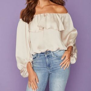 Vici NWT Balloon Sleeve Off the Shoulder Blouse